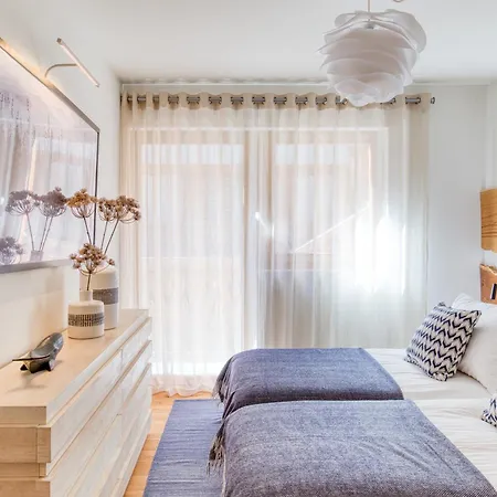 Montagnier B41, Indoor Pool And Lägenhet