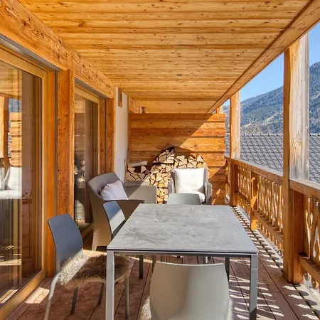 Montagnier B41, Indoor Pool And Lägenhet Champéry