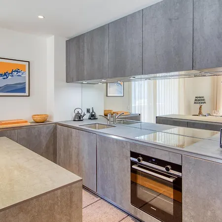 Montagnier B41, Indoor Pool And Lägenhet *