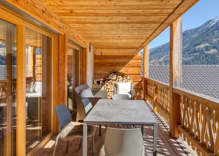 High-end Apartment, Private Pool And Apartamento Champéry